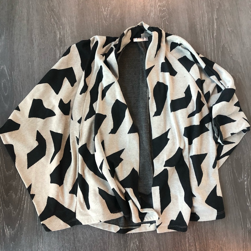 Boutique kimono - comes with tie